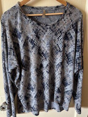 SoyaConcept Size M Danish Brand – Navy/Black/Grey Marled Dropped-Shoulder Top
